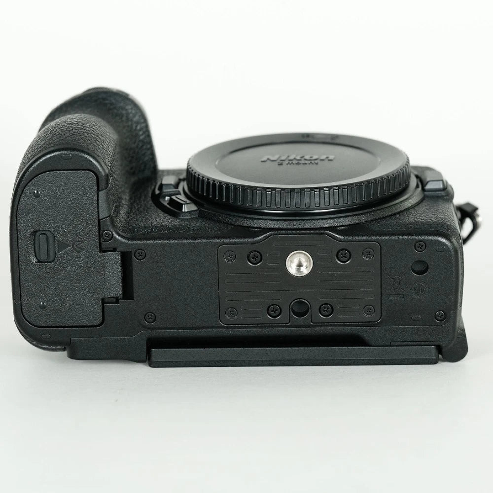 Nikon Z5II Body Nikon Z mount w/ 788 shutters