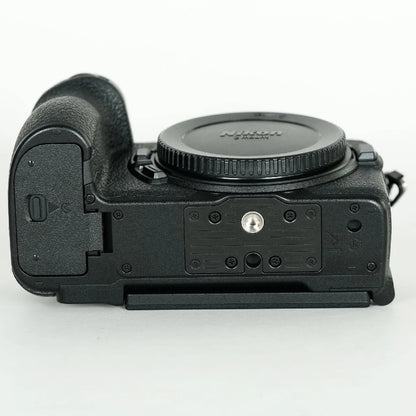Nikon Z5II Body Nikon Z mount w/ 788 shutters