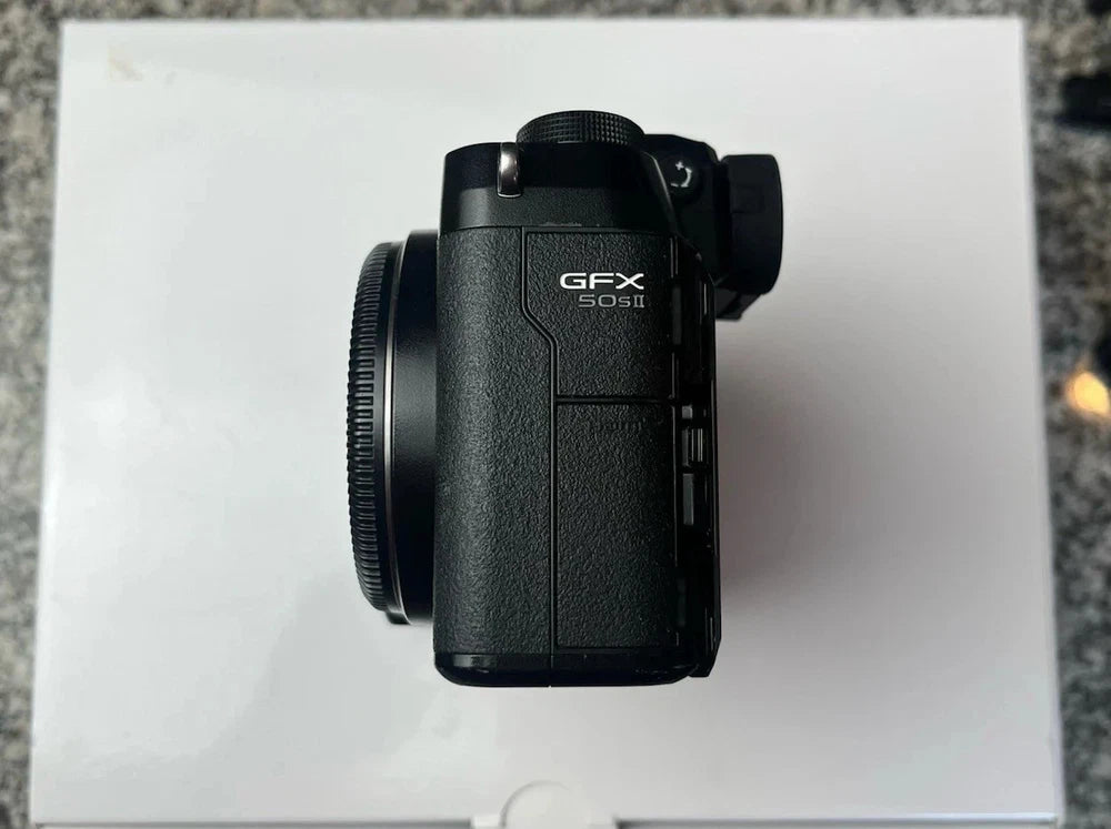 Fujifilm GFX 50S II 51.4MP Mirrorless Camera w/ FUJINON GF 35-70mm WR Lens